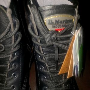 MENS DR. MARTENS MAPLE ZIP STEEL TOE BOOT BK SIZE 8